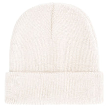 Laden Sie das Bild in den Galerie-Viewer, Damen schlichte Beanie Mütze für Winter in Farbe Weiß.
