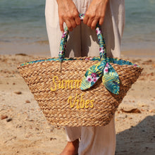 Load the image into the gallery viewer, Small basket bag "Hawaii"