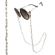 Load the image into the gallery viewer, shell glasses chain "Hawaii"