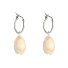 Load the image into the gallery viewer, Shell Jewelery Set of 2 "Mauritius"