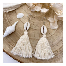 Load the image into the gallery viewer, tassel earring "Julia"