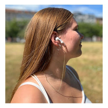 Load the image into the gallery viewer, Necklace Strap for AirPods and AirPods Pro in Silver and Gold Colors.