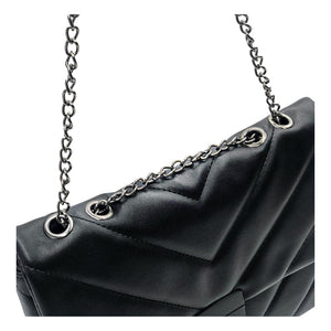 Quilted bottega style bag made of soft faux leather with chain