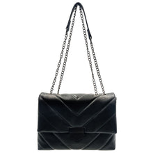 Load the image into the gallery viewer, Bottega style quilted bag in soft faux leather with chain