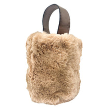 Load the image into the gallery viewer, Small Bucket Bag, Shoulder bag made of cozy beige faux fur